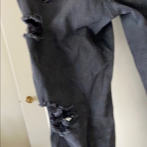 Majorly Distressed Black American Eagle Jeans - Picture 7 of 8